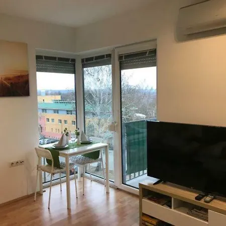 아파트 Lilly Apartman Dombóvár